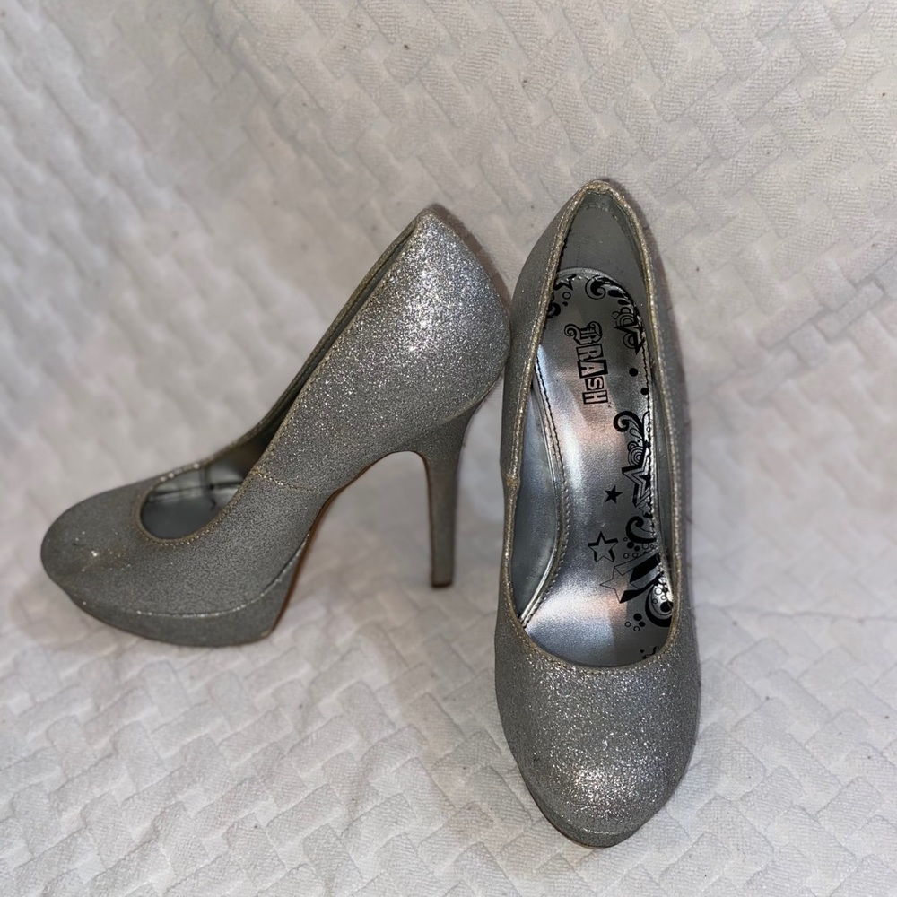 💕Vintage Brash | Silver High Heels